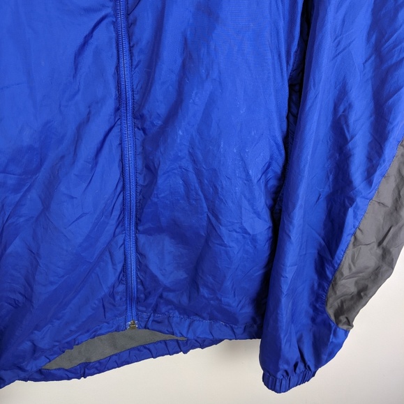 The North Face | Blue Windbreaker Jacket - H11 - Picture 8 of 8